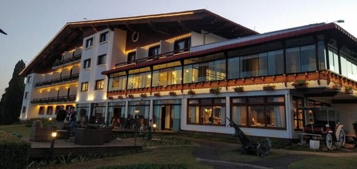 PR1-hotel-renar-fachada-Foto-Maythe-Novak